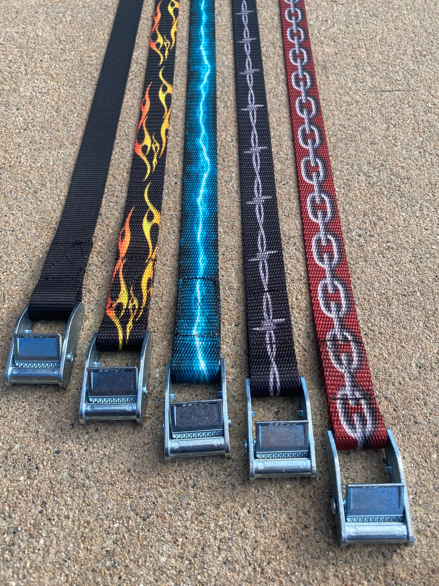 CHAINS cinch strap