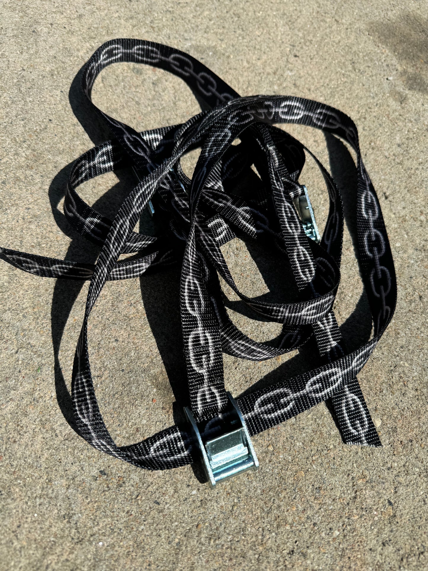 CHAINS cinch strap -black